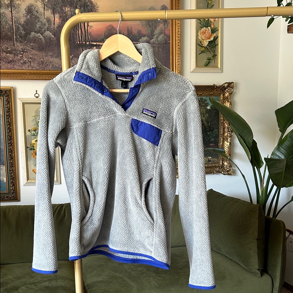 Patagonia Gray Fleece with Blue Trim